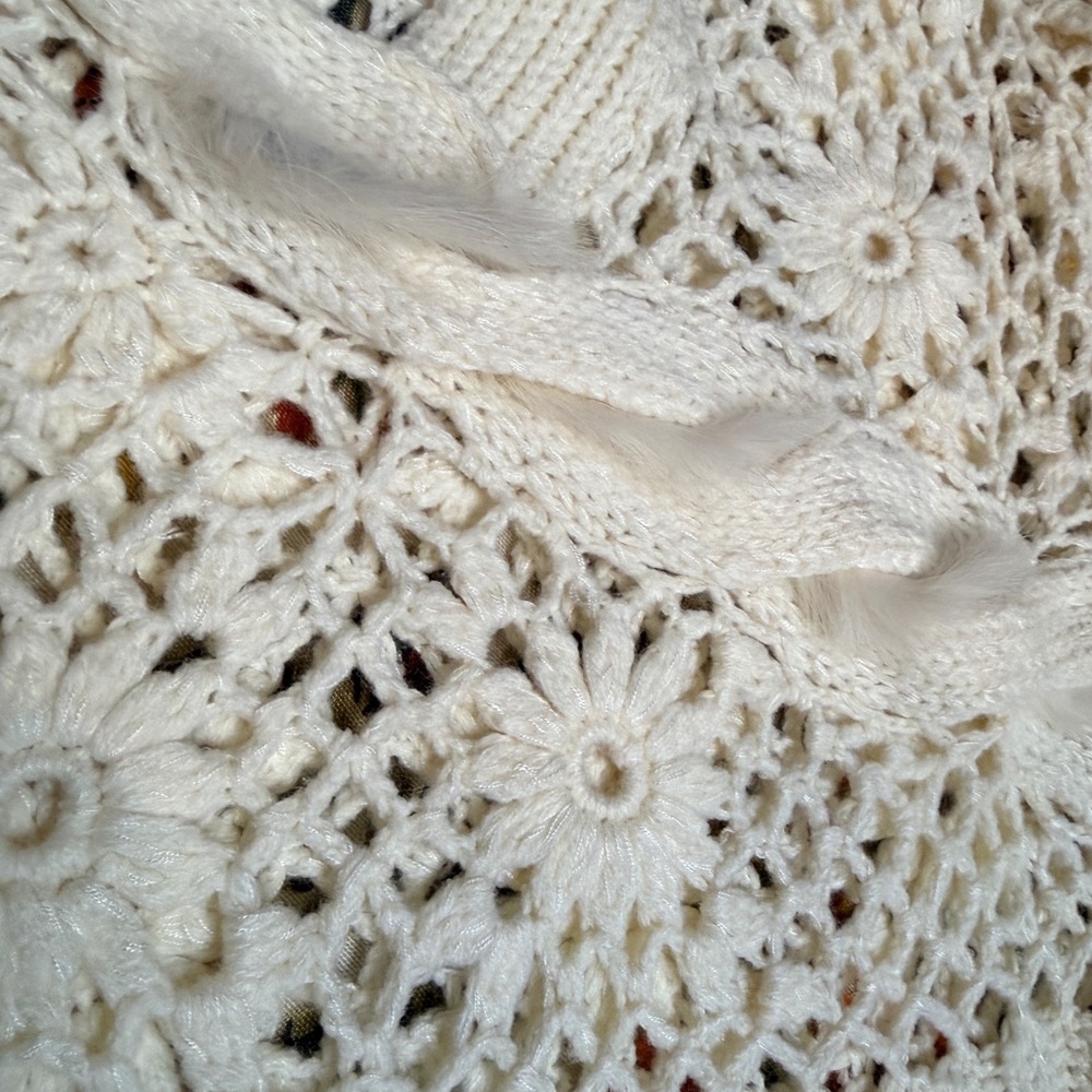 Vintage Y2K‎ style DStudio Women's Cream Crochet Floral Knit Sweater Size M - Picture 5 of 5